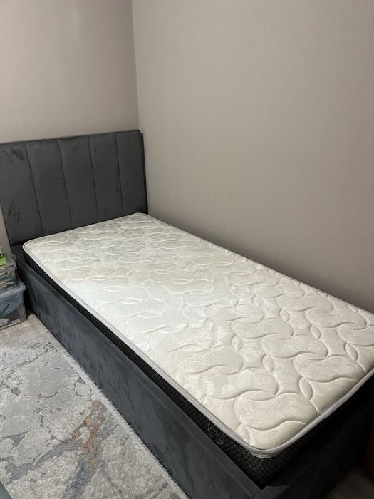 Срочно продам кровать