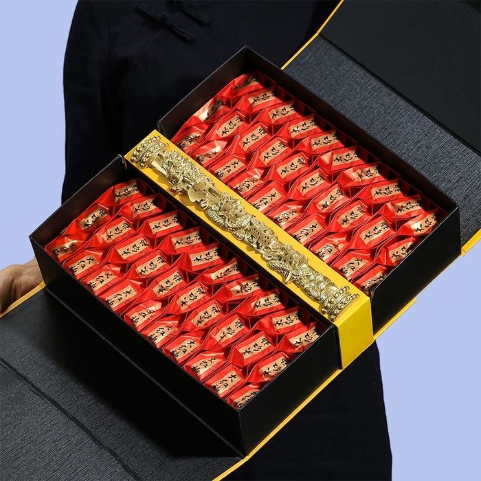 Китайский чай в аодарочной коробке