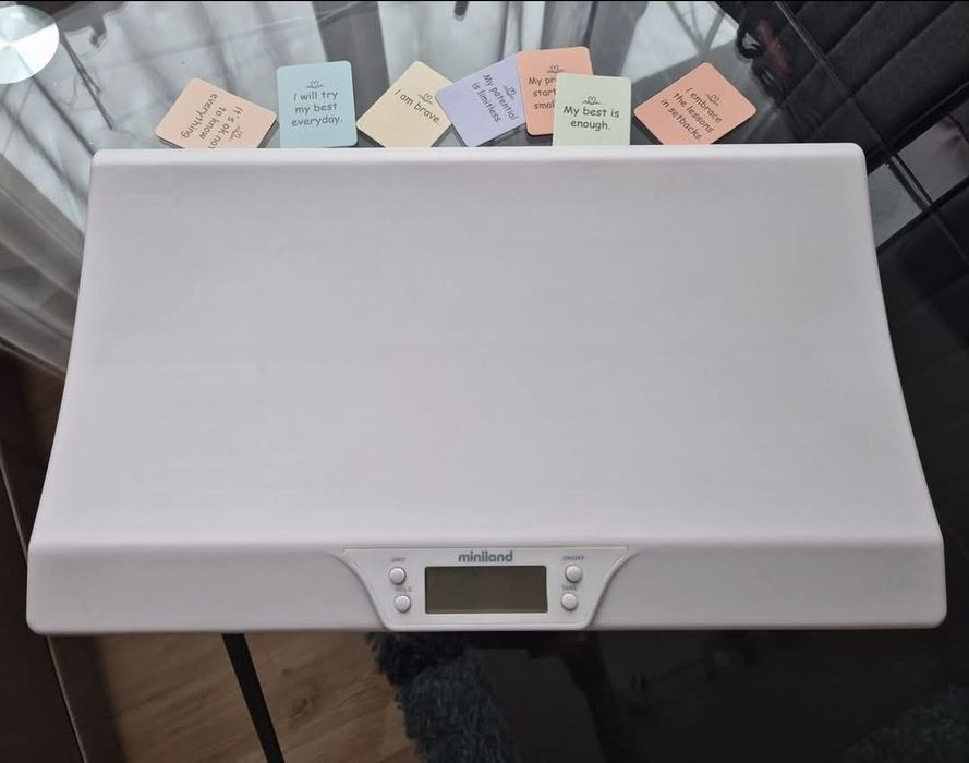 Бебешки кантар/везна Miniland