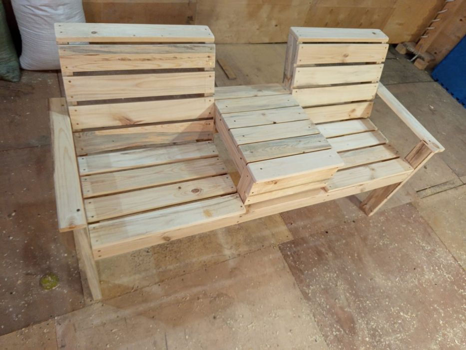 Лавочка скамейка