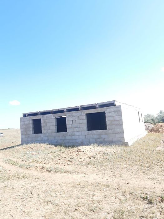 Недостроенный дом .Темиртау