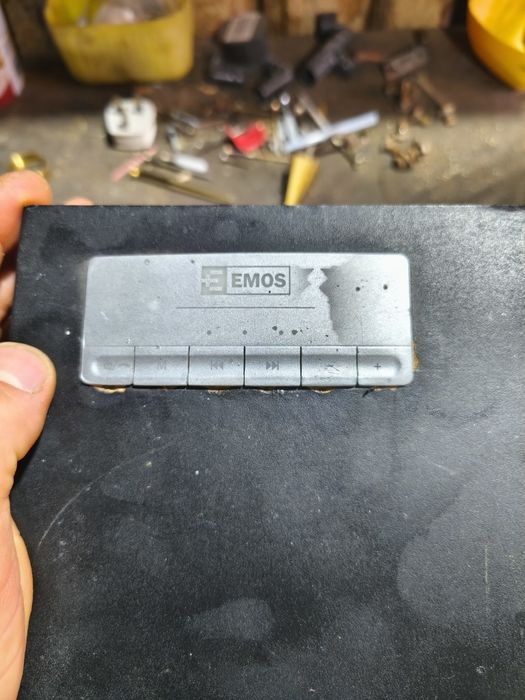 Boxa portabila cu bluetooth și aux