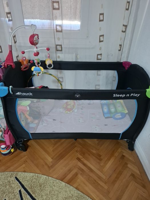 Vând țarc utilizat