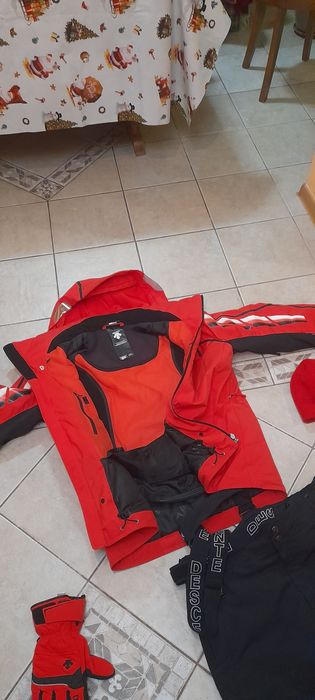 Горнолыжный костюм. Descente.