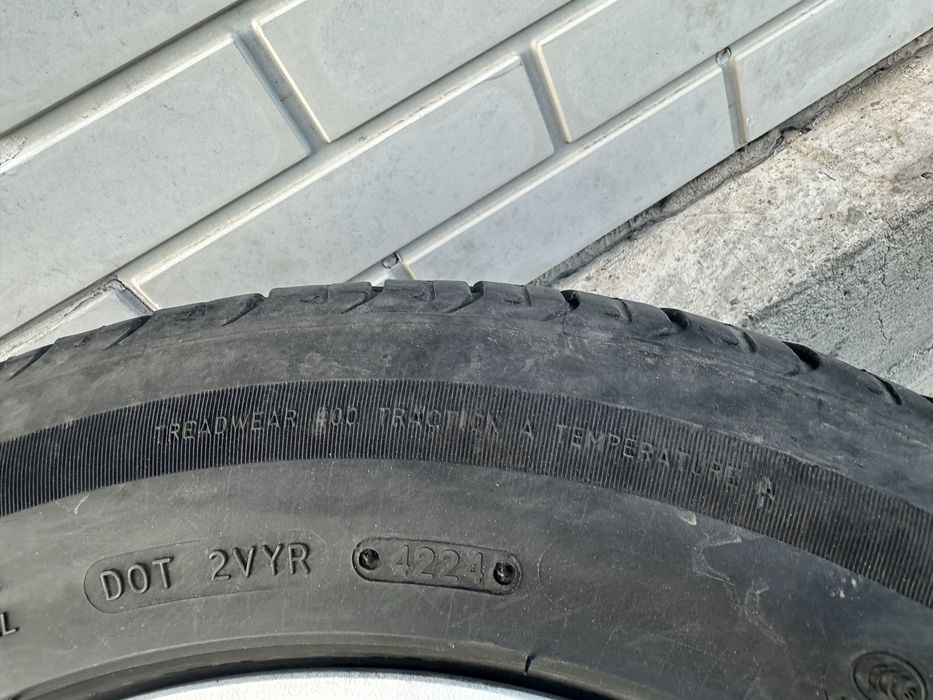 Toyota оригинальные диски с резиной