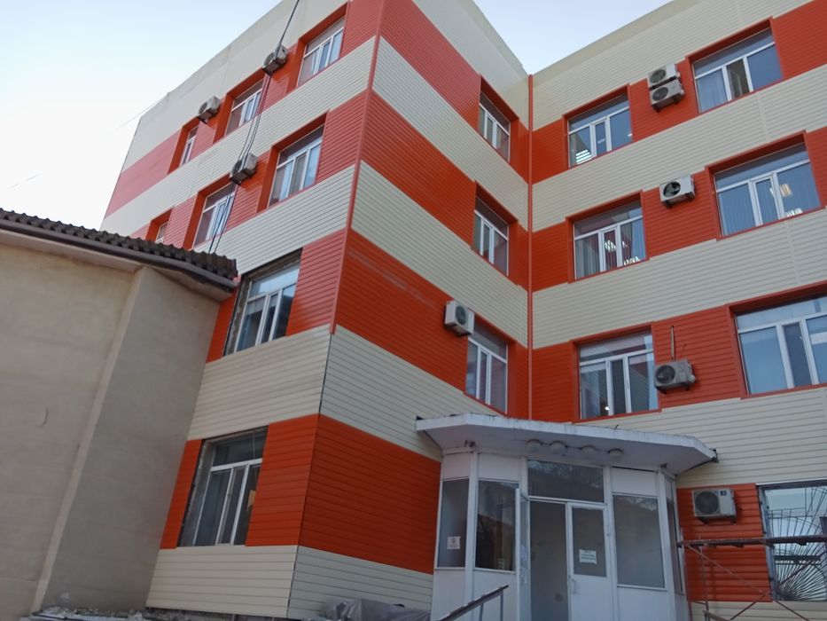 Только фасадный работу делаем утепление у нас есть люлька свои т