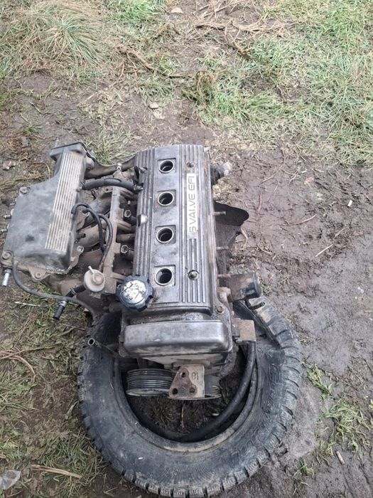 Мотор Карина Е  1,6