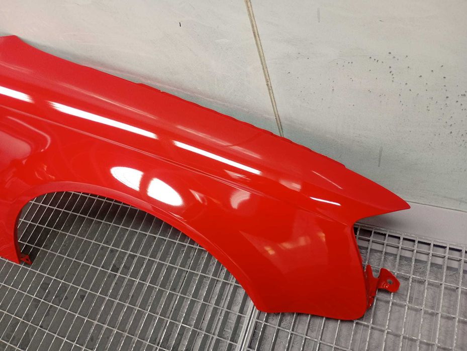 Aripa Fata Dreapta Audi A4 B7 An 2004-2007 (LZ3M (Rosu))