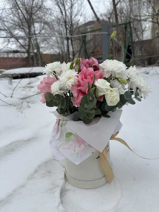 Нежные цветы в коробке