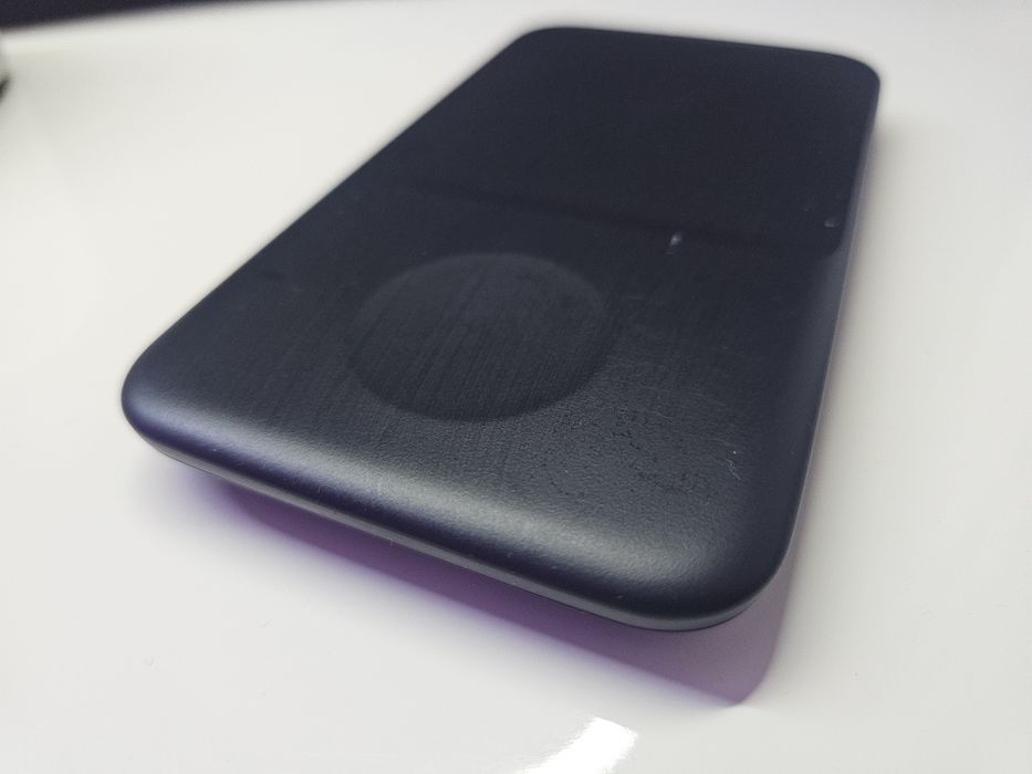 Оригинално двойно безжично зарядно Samsung Wireless Charger EP-P4300