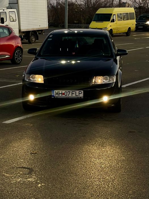 AUDI A4 2001 — imagine 1