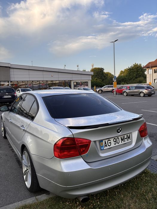 Bmw Seria 3  e90 320i