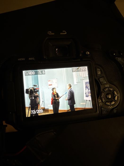 canon 600d (японская версия)