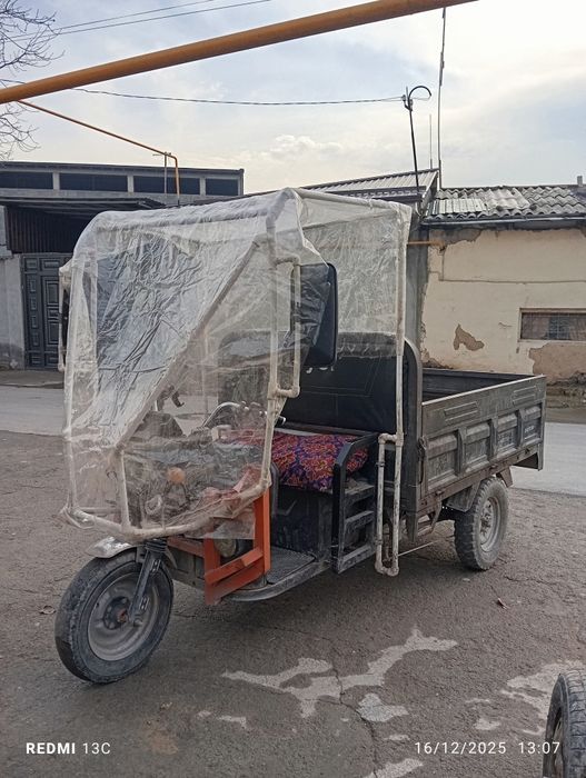 Elektron moto 1 toʻnnalik