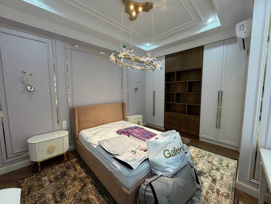 Продается участок 10 комнат 3 соток - Яккасарай Саламатина