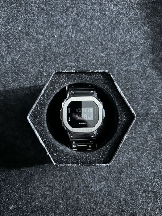 G-Shock DW-5600SKE-7 cu mod