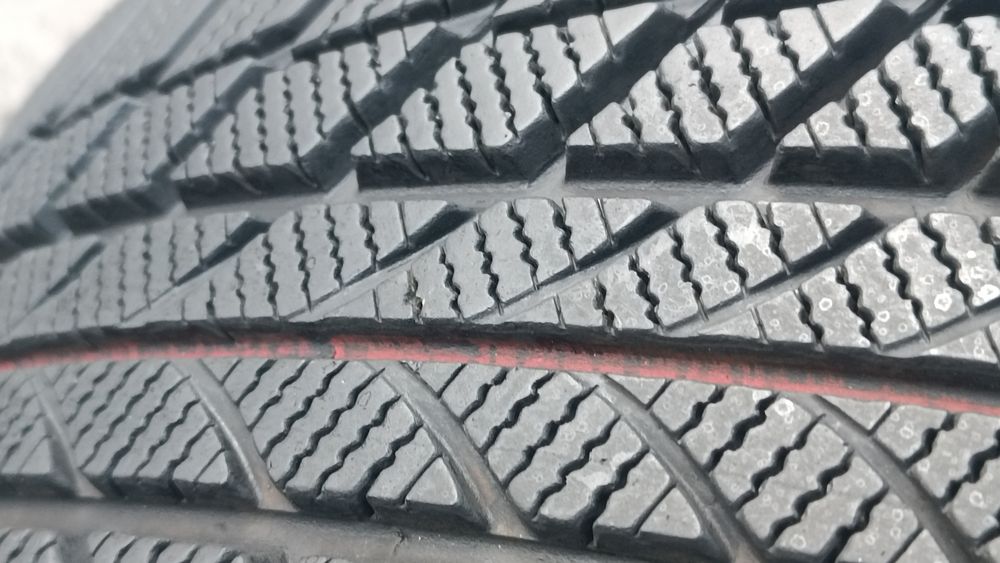 215/55/17 Bridgestone