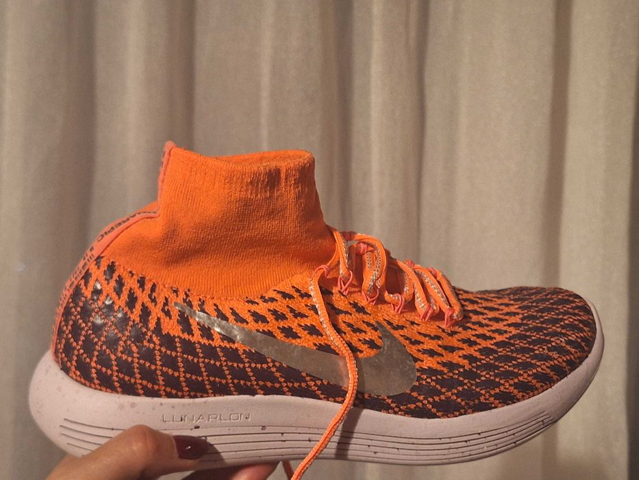 Дамски маратонки Nike