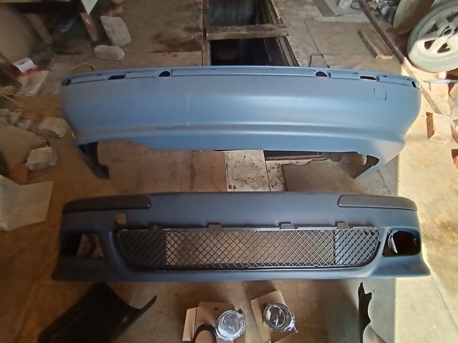 Продам для бмв е39 бампера