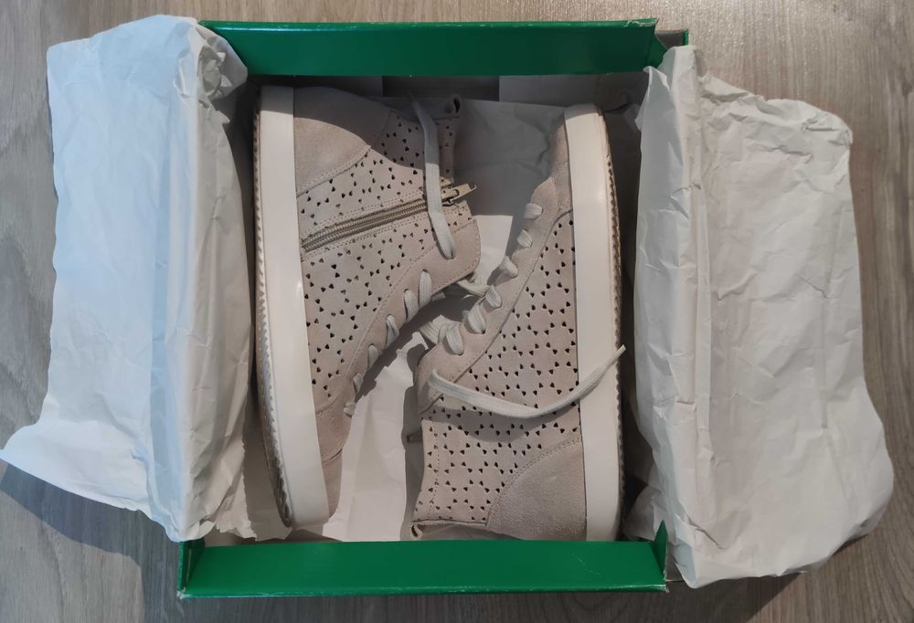 Pantofi dama, sport, PIELE naturala intoarsa,gri,marime 39 Transport 0