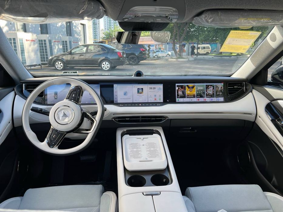 Voyah free apollo Tech. Qoraga qora. Oqga qora salonlariyam bor