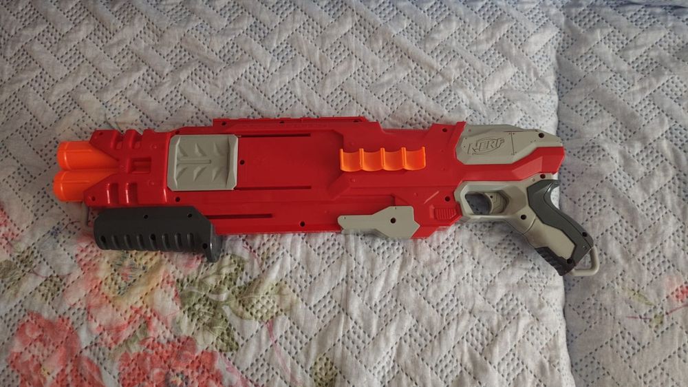 Продам NERF оригинал