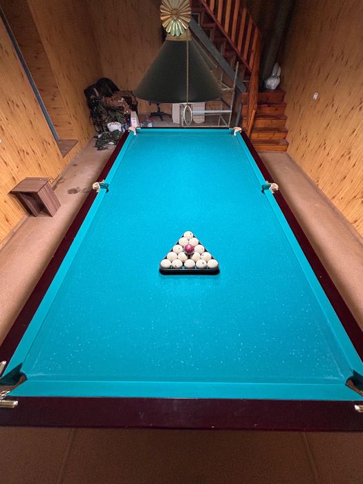 продам бильярдный стол в хорошем состояний