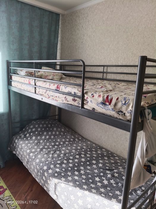 Двухъярусная металлическа кровать ИКЕА