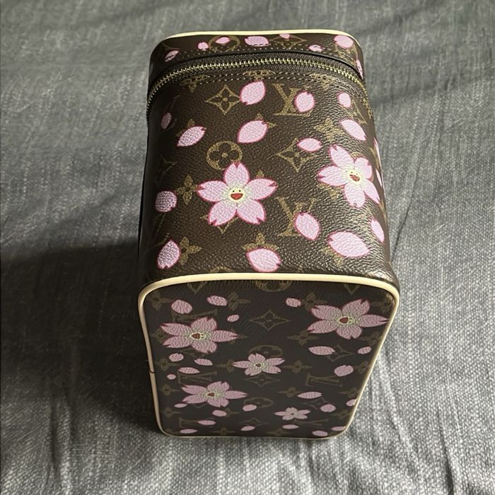 Косметичка Louis Vuitton Takashi Murakami