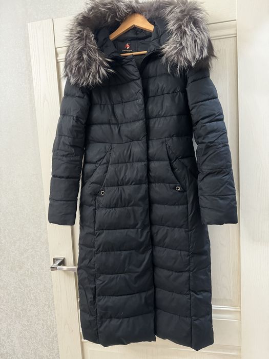 Продам зимняя куртка ниже колен теплая