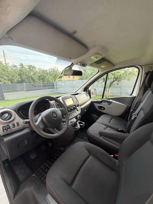RENAULT Trafic 2016 — imagine 5