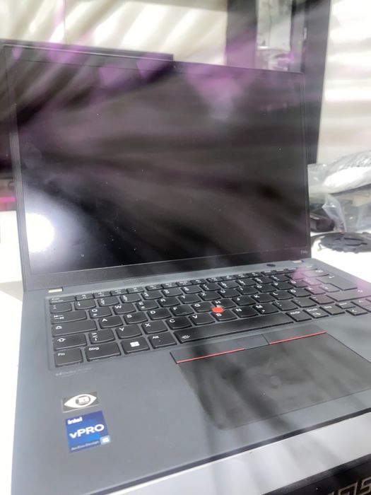 Lenovo thinkpad t14s gen3 (На части)!
