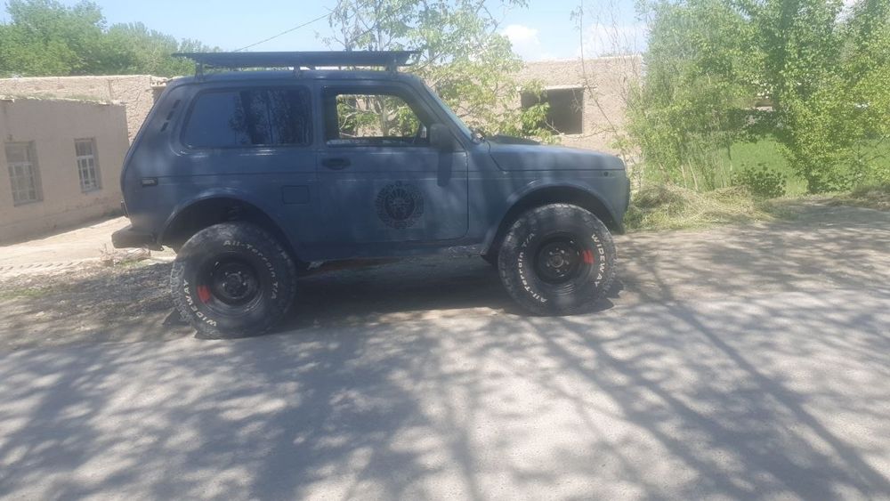 Niva sotiladi taxlangan