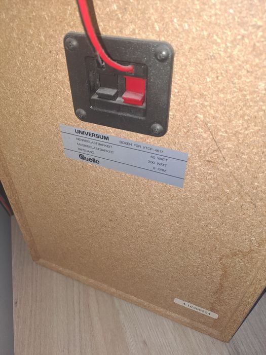 Statie Akai cu boxe Universum