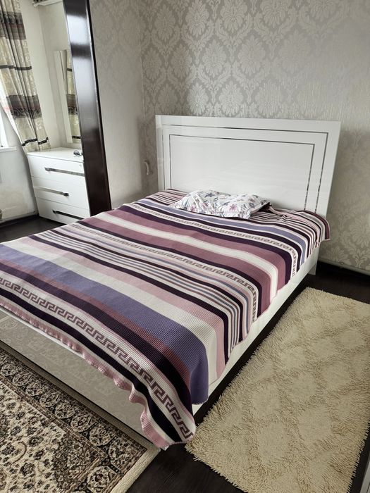 Продается спальный гарнитур , очень дешево