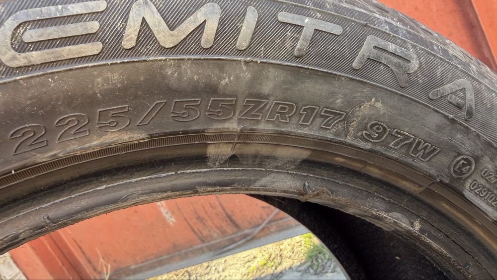 Продам Шины MAXXIS 225/55/R17