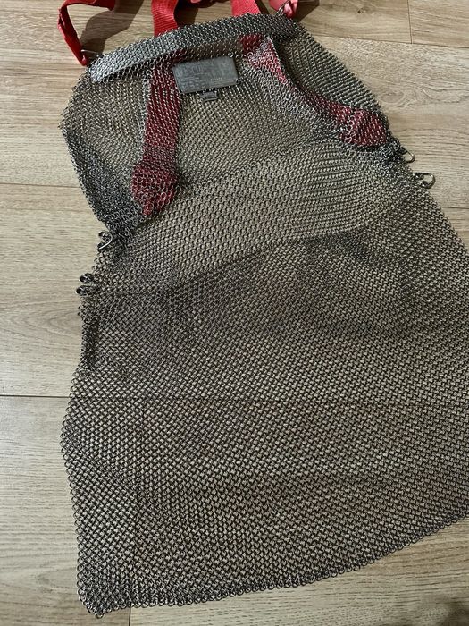 Метална ризница.