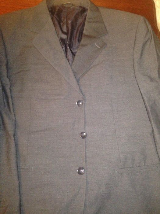 Продаю Костюмы Больших Размеров 60-62 от 180 тыщ