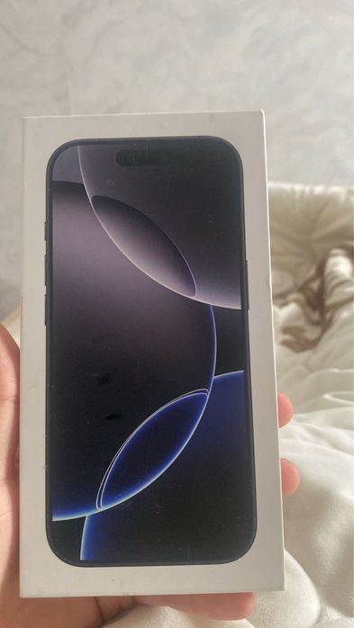 Срочно продам iPhone 16 pro /256