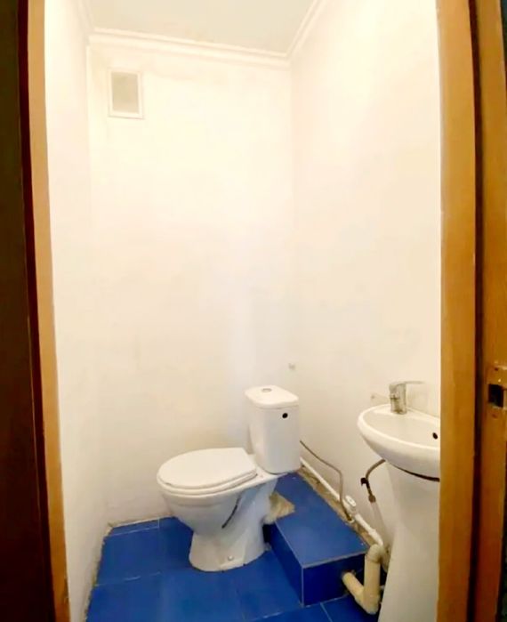 продам 3-х ком. гарышкер 4-этаж