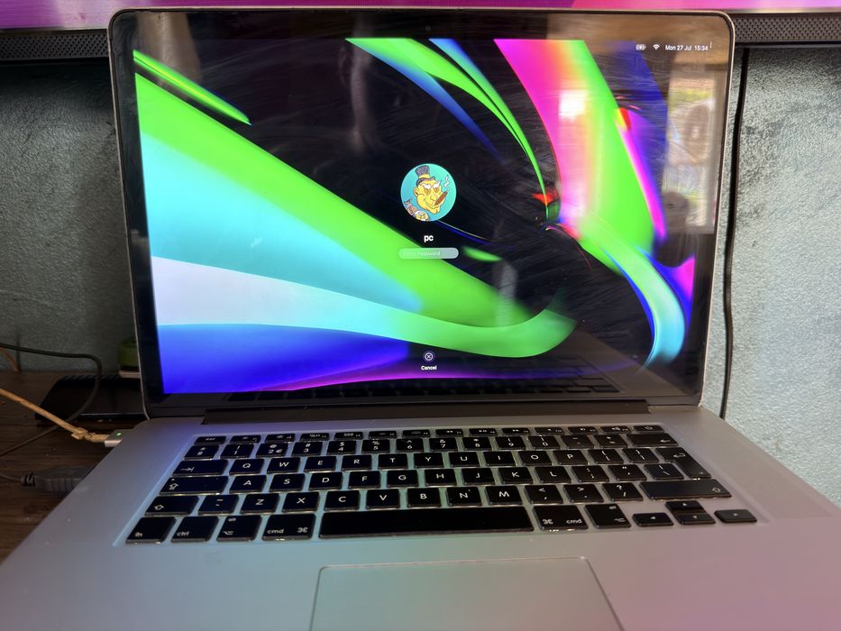 MacBook Pro Retina 15" 2013 | i7 | 8GB RAM | 250GB SSD