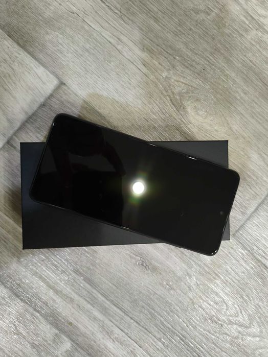 Продам смартфон POCO X3 Pro