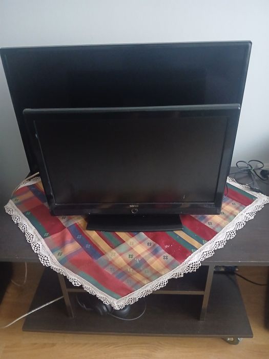 Vând TV  LG  si tv teleteh de 81cm. 32 inch philips