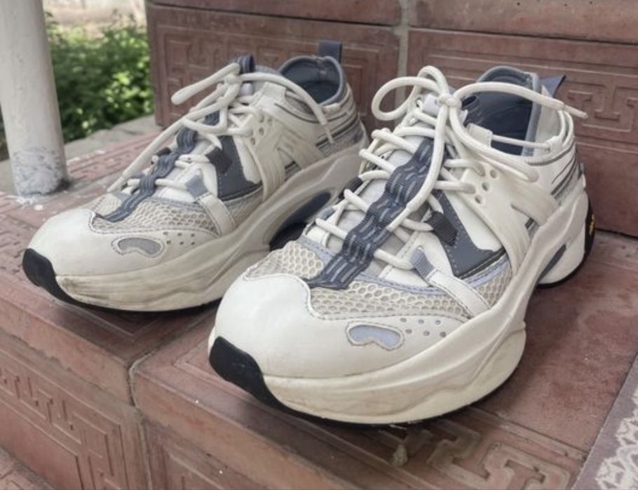 Беговые кроссовки OYSHO