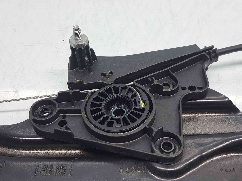 Macara electrica geam dreapta spate Bmw X3 (F25) [Fabr 2010-2017]