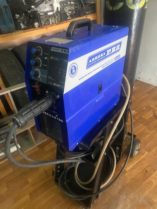 Продаю сварочный аппарат полуавтомат