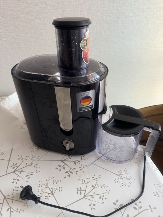 Соковыжималка Braun работает хорошо