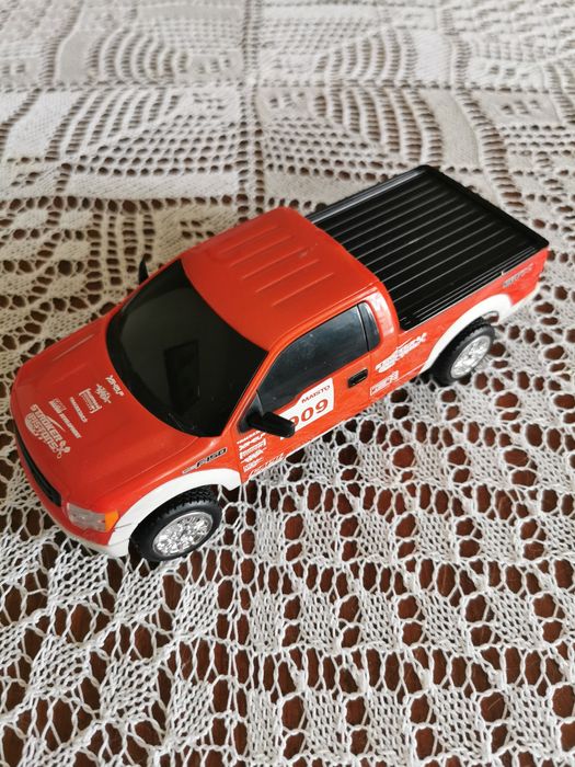 Коли с дистанционно управление