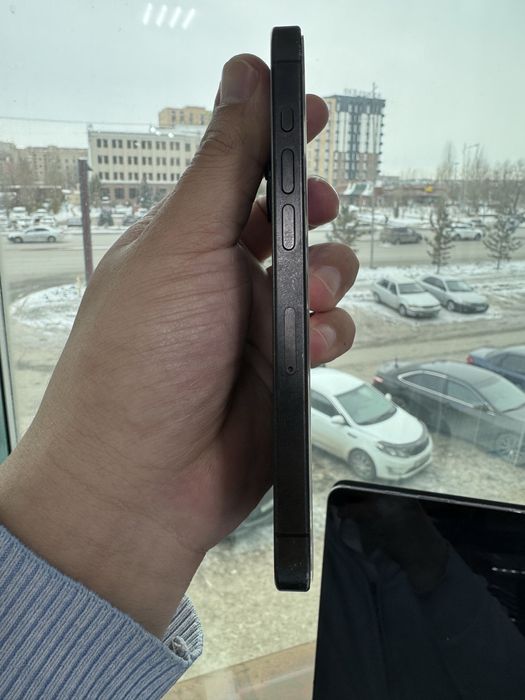 Продам Iphone 15 pro/128 Black