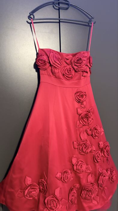 Официална рокля, става за бална